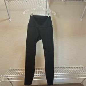 Glow black leggings in the size medium